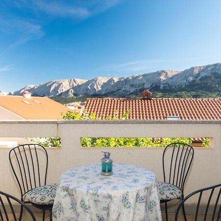 Apartment Glorija With Balcony Башка Екстер'єр фото