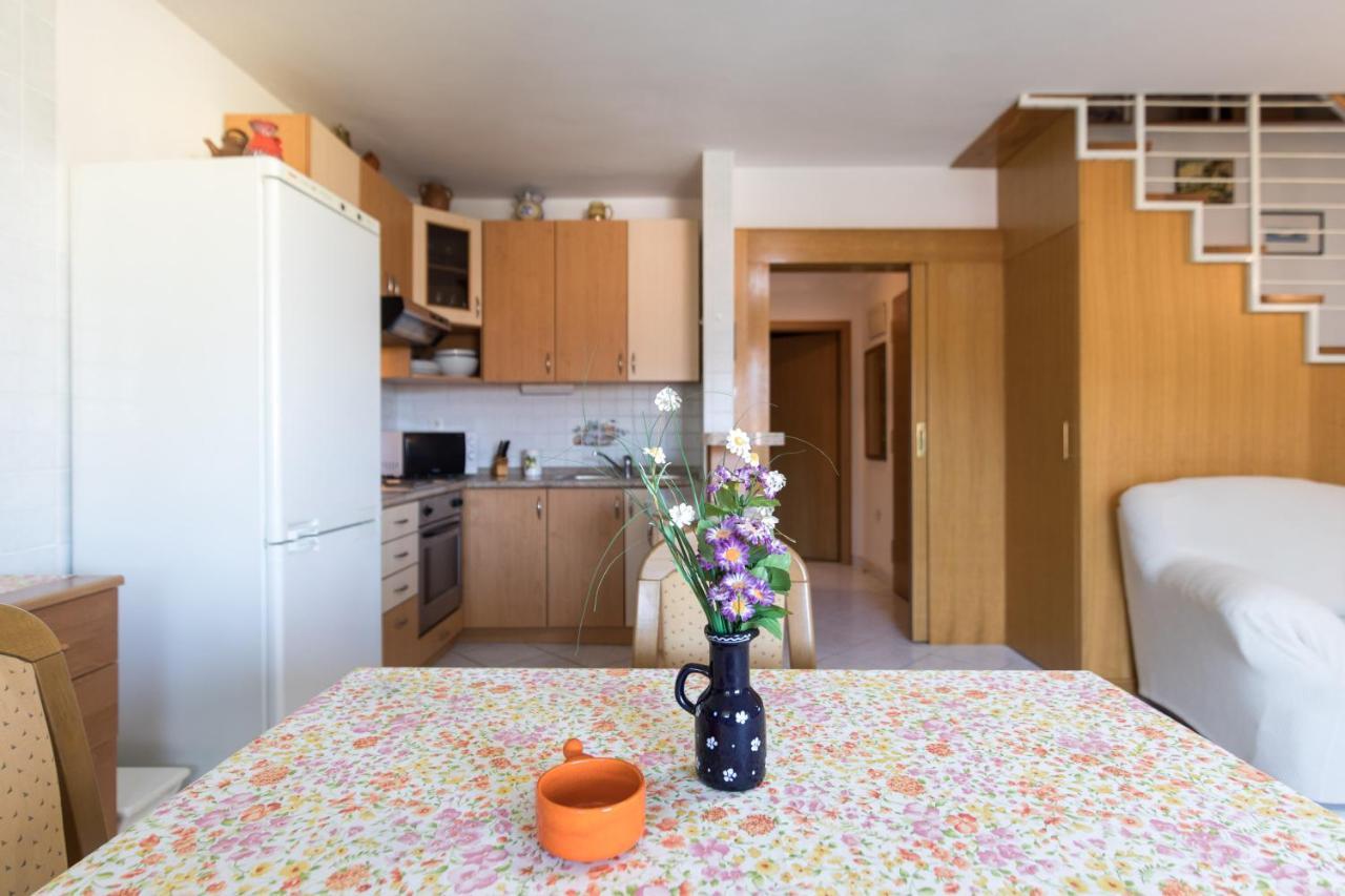 Apartment Glorija With Balcony Башка Екстер'єр фото